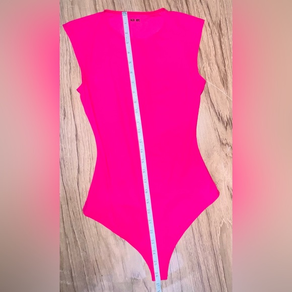 ALIX NYC Lenox Crewneck Bodysuit Size S Color Cerise - Picture 5 of 7